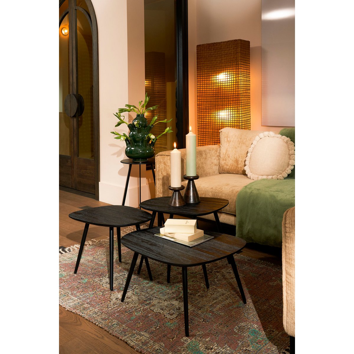 Jailey Beistelltisch – 3er-Set – L62 x B52 x H34 cm – recyceltes Holz – Schwarz