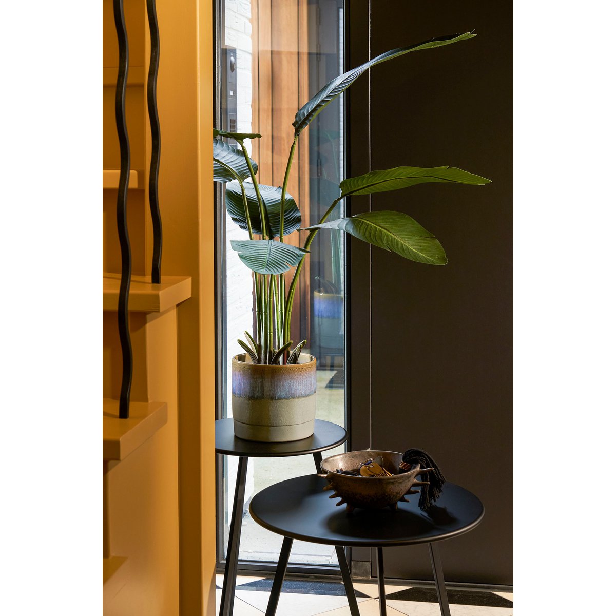 Olof Blumentopf – H20 x Ø22 cm – Terrakotta – Dunkelblau