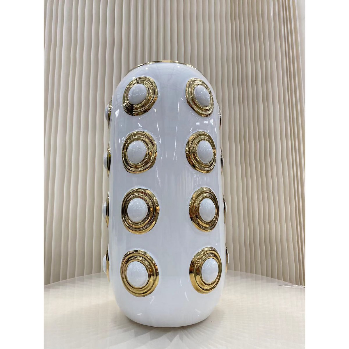 Goldene Vase mit 4 Kreisen (CV11617-14WIT)