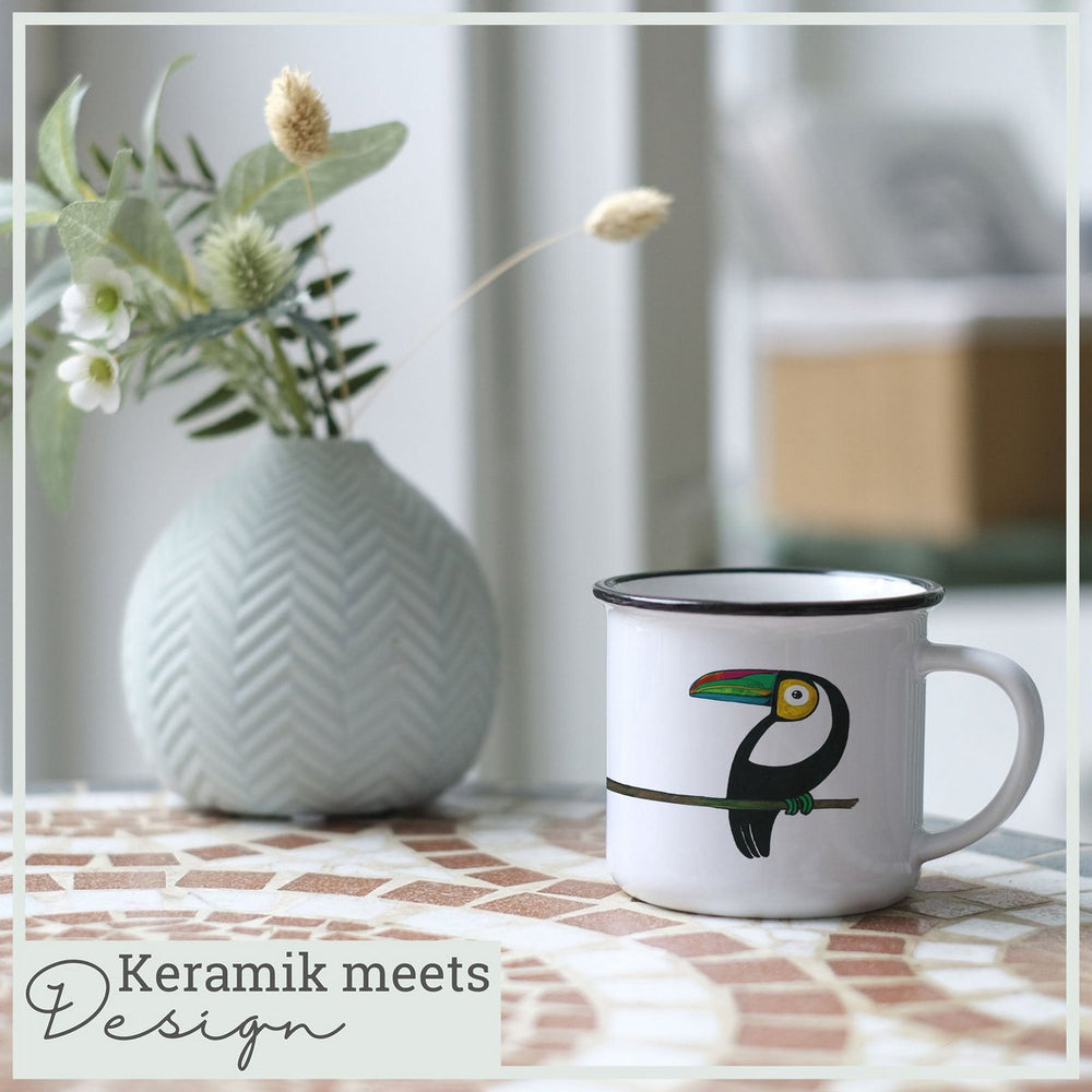 
                      
                        Keramiktasse – Tukanpaar
                      
                    