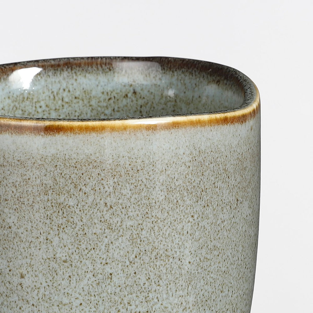 
                      
                        Tabo Geschirrset 4 Personen - Grün
                      
                    
