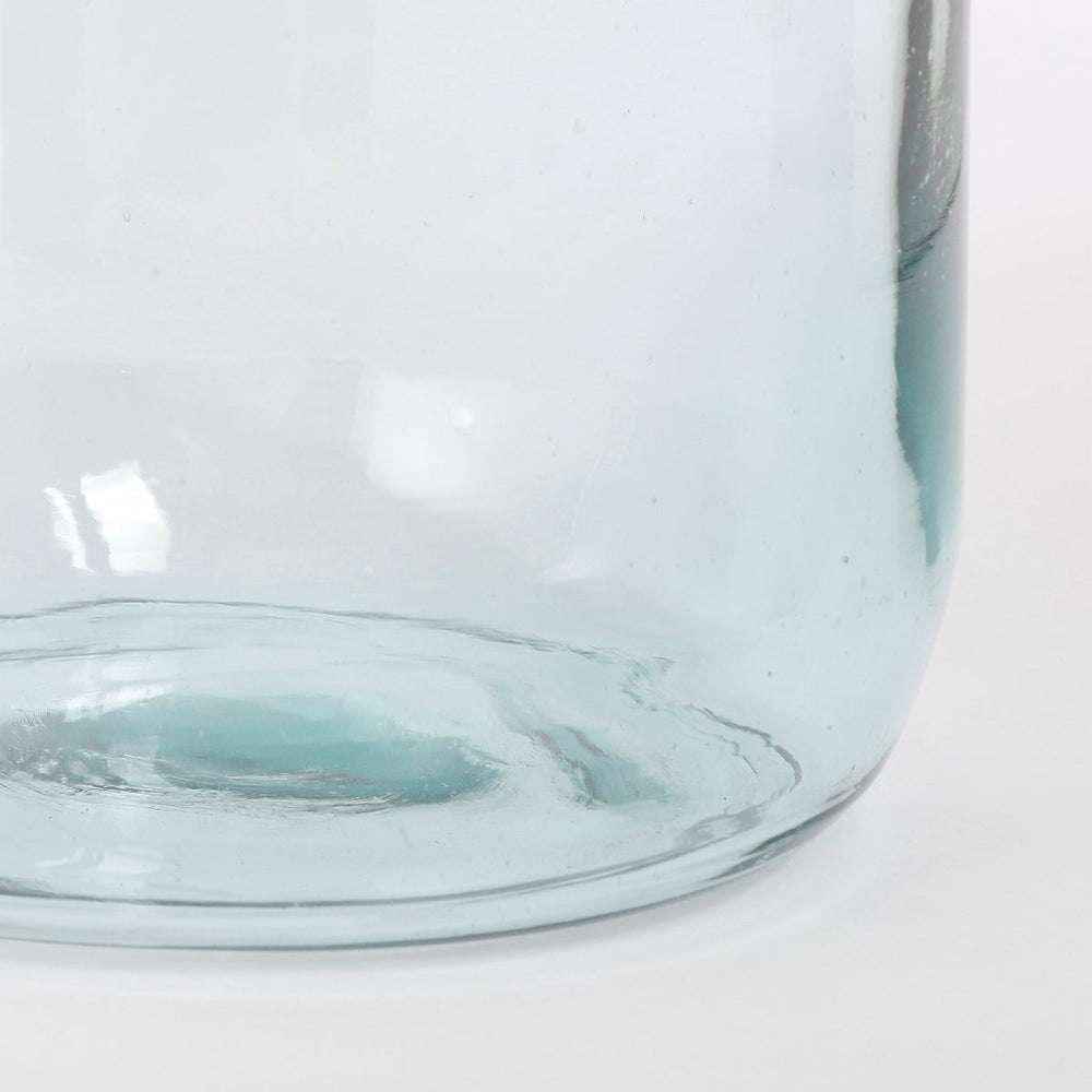 
                      
                        Vienne Vase - H42 x Ø29 cm - Recyceltes Glas - Transparent
                      
                    