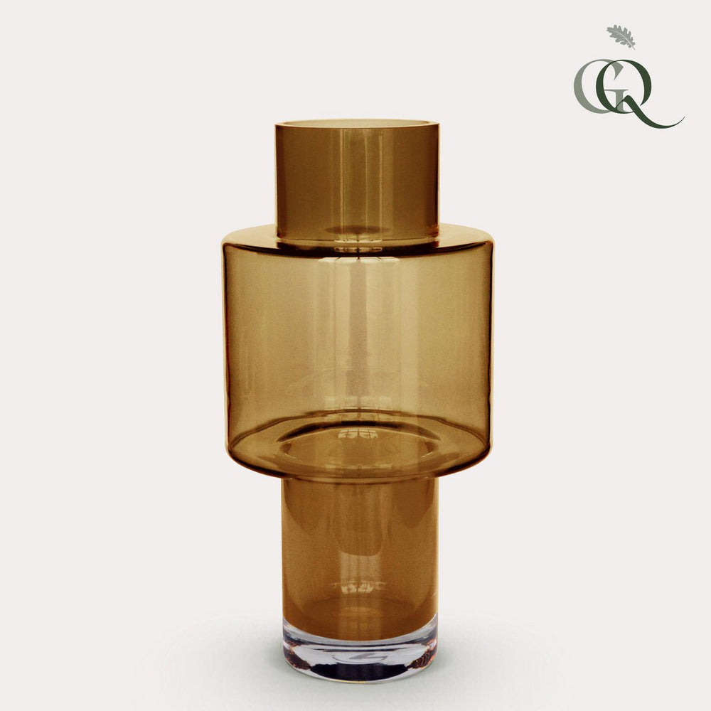 
                      
                        Vase aus Glas Juba M – H40 B20 – Cognac
                      
                    