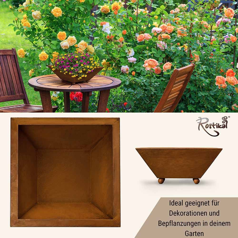 
                      
                        Schale 35 x 35 mit Kugeln
                      
                    