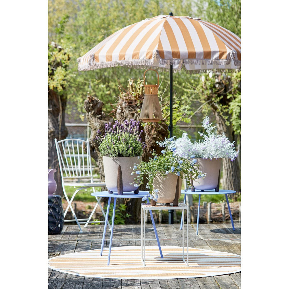 
                      
                        Odile Outdoor-Beistelltisch – 2er-Set – L38 x B38 x H48 cm – Metall – Braun, Weiß
                      
                    